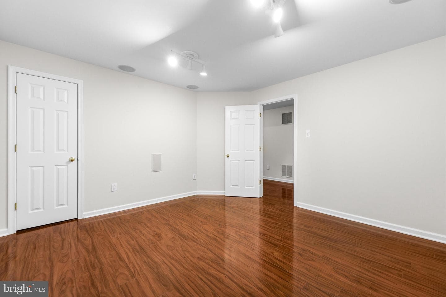 707 Buoy Court photo 64