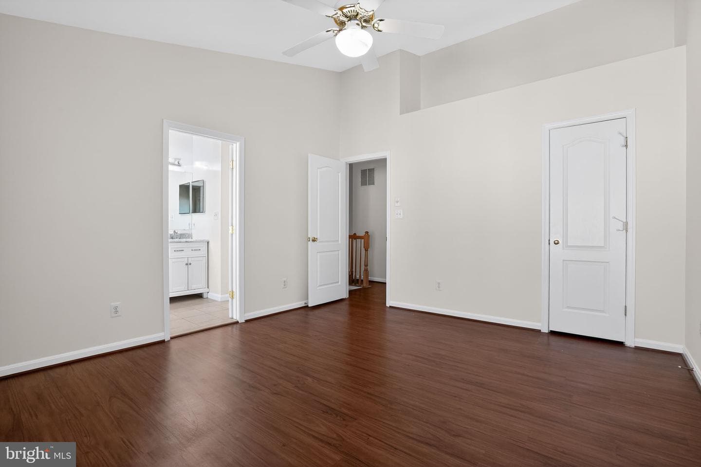 7706 Periwinkle Way photo 12