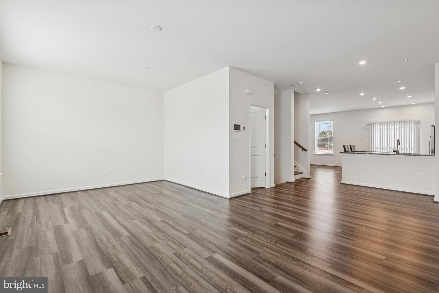 7821 Wolf Run Lane photo 15