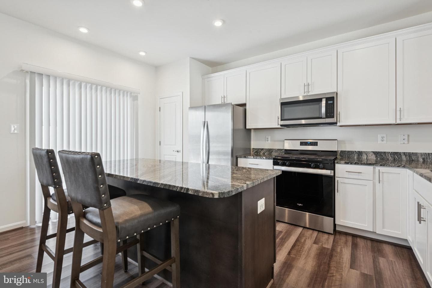 7821 Wolf Run Lane photo 3