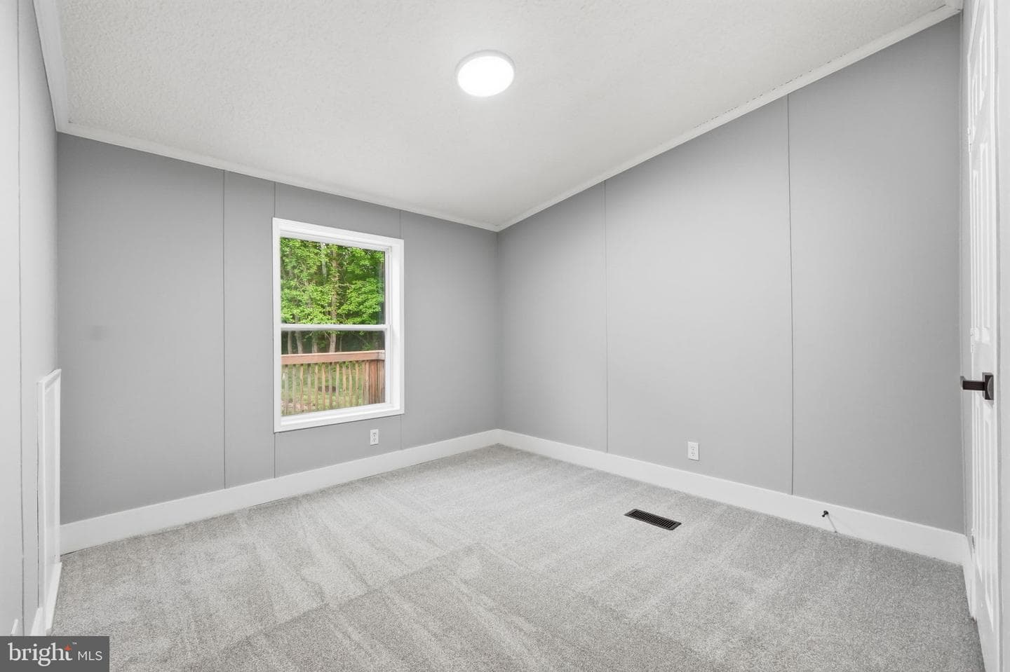 415 Dutch Drive photo 12