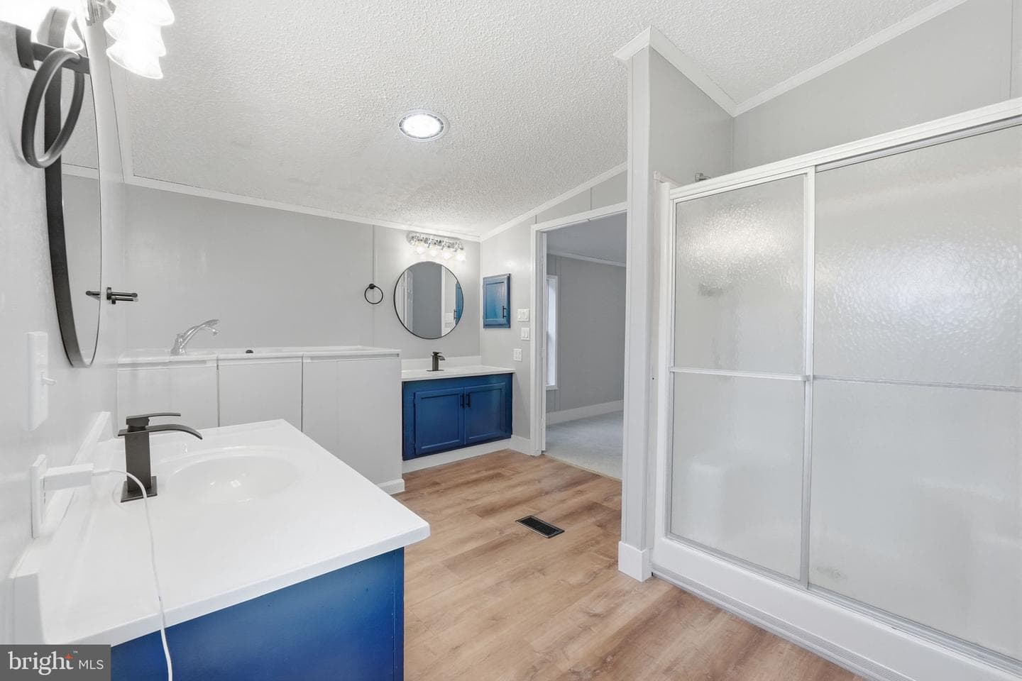415 Dutch Drive photo 27