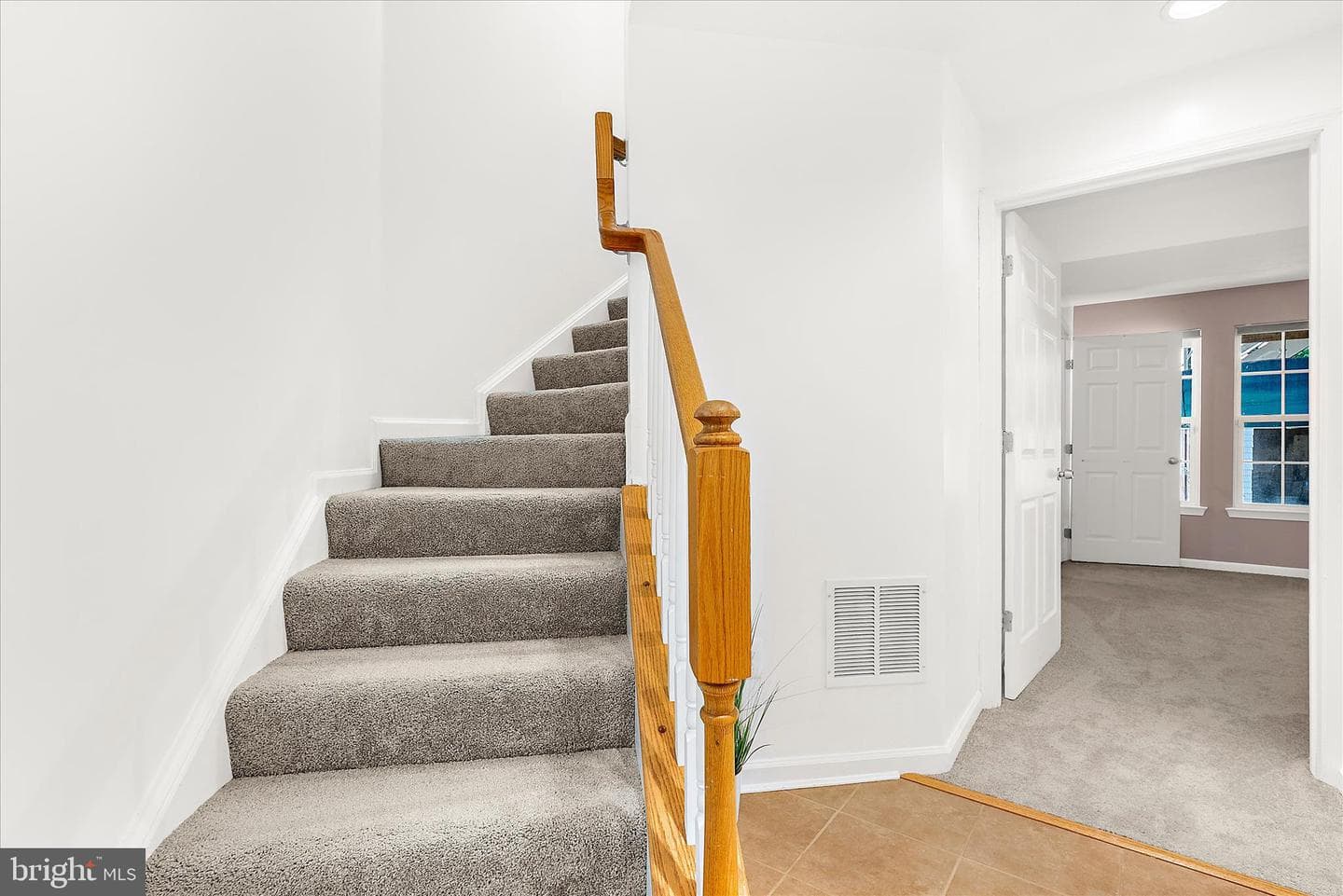 7214 Mockingbird Circle photo 32