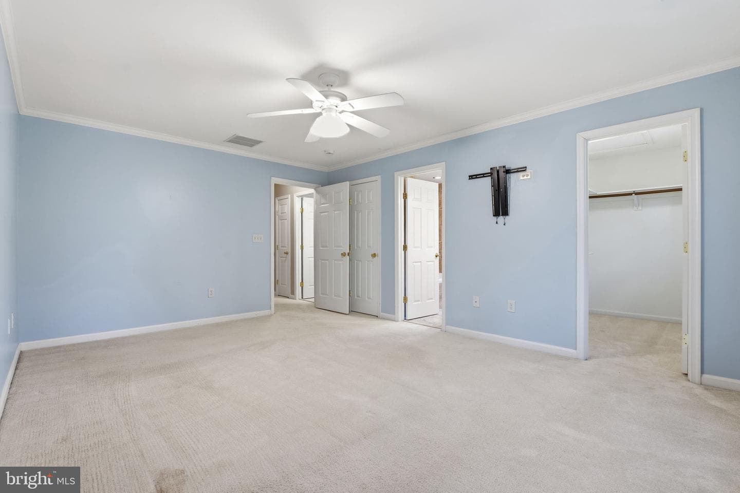 374 Holly Trl photo 13