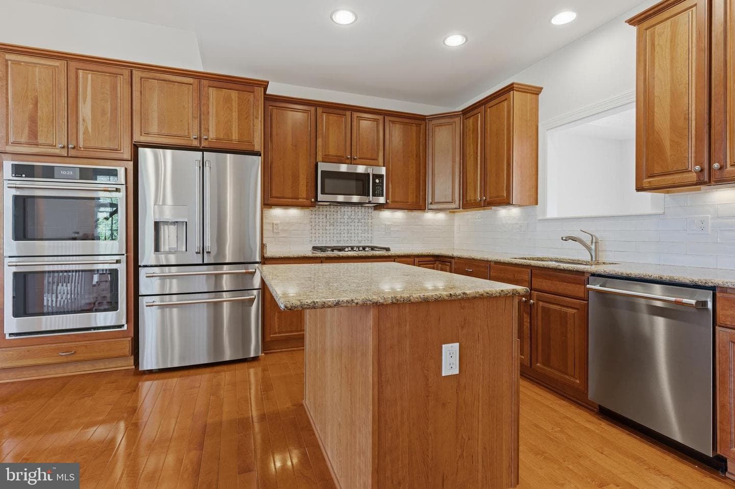 211 Zinfandel Lane photo 36