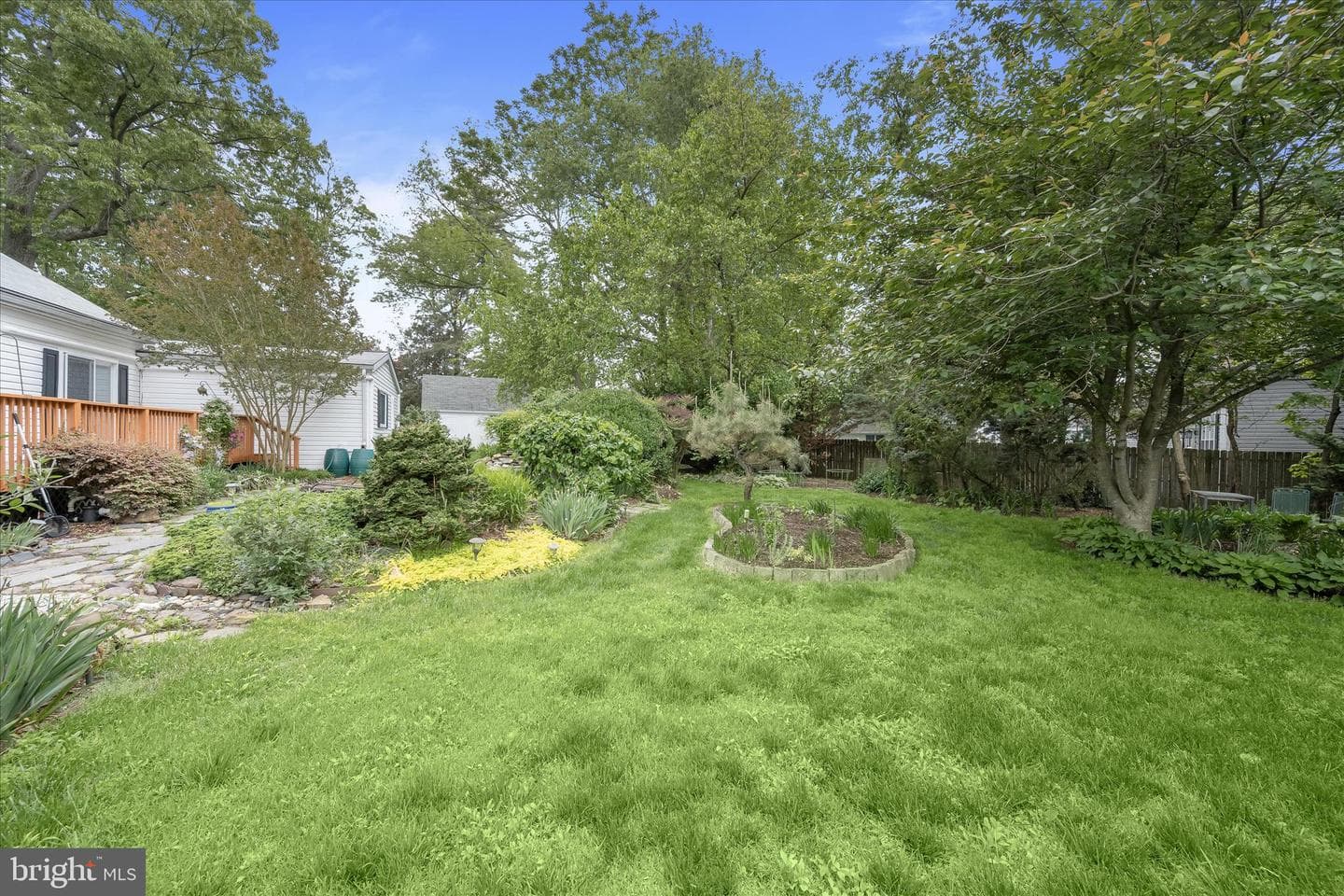 7720 W Shore Road photo 51