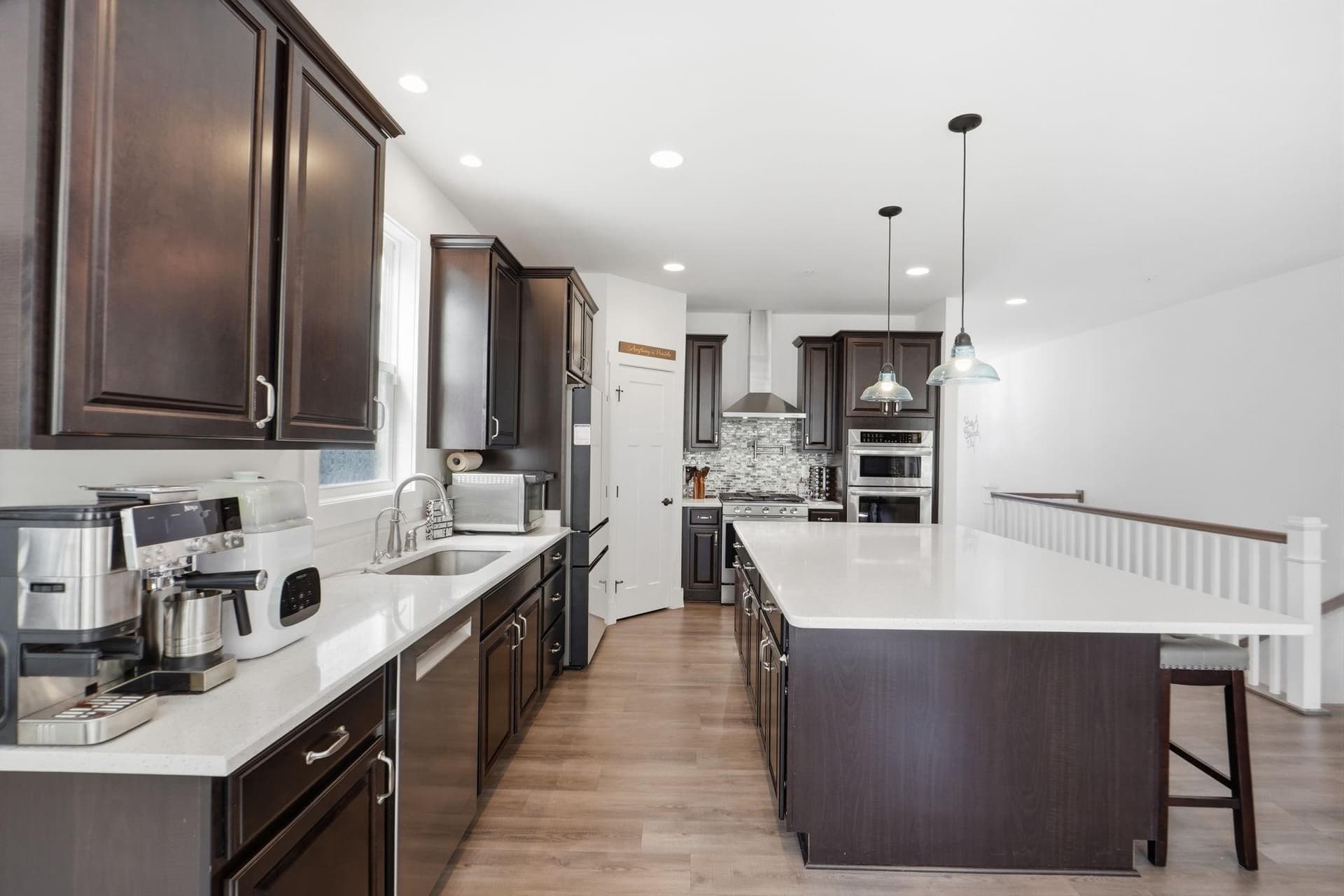 576 Jersey Bronze Way photo 5