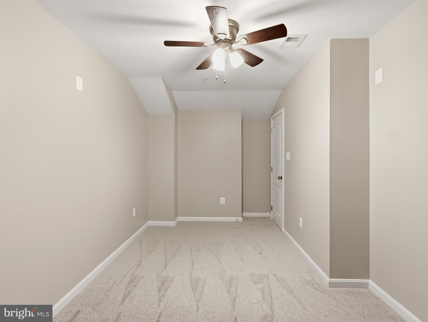 132 Jacobia Drive #c-4 photo 33