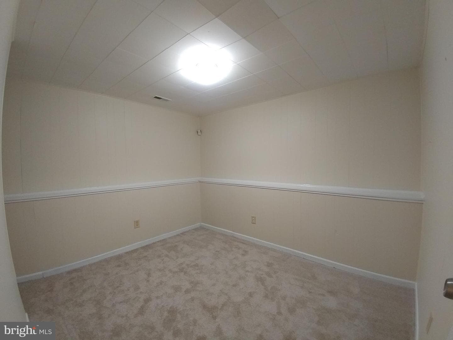 7845 Flintshire Court photo 17
