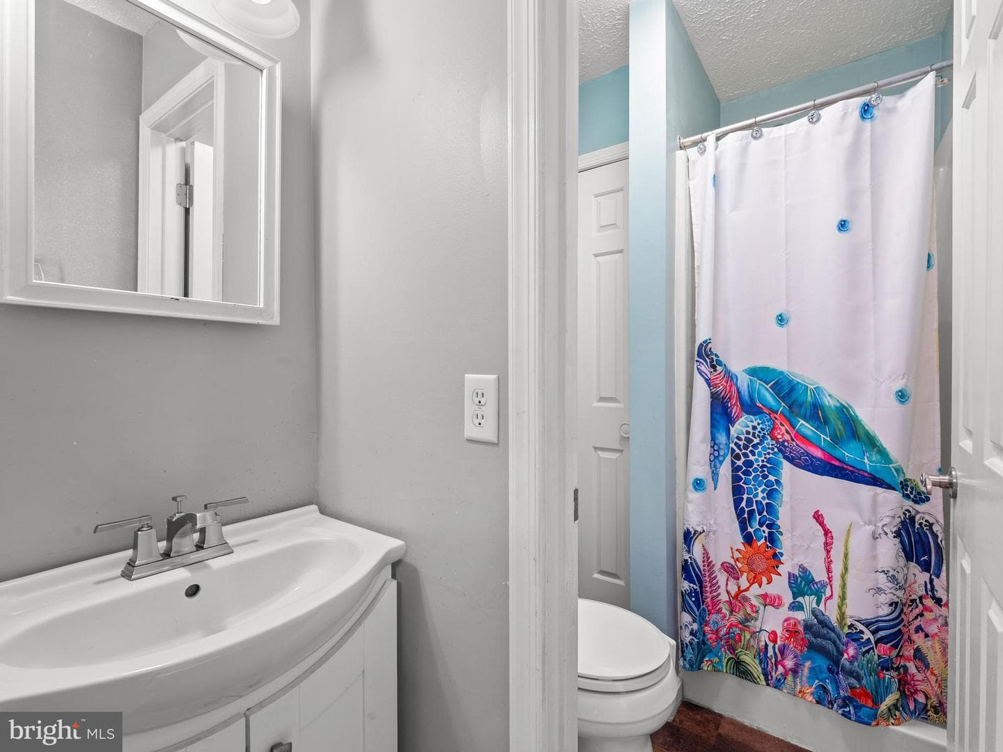 7107 Pickering Court photo 14