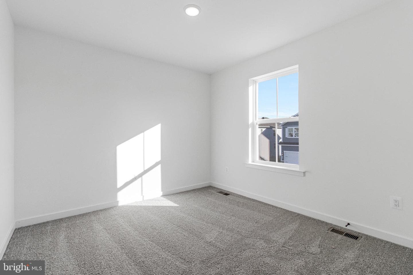 5722 Howard Drive photo 45