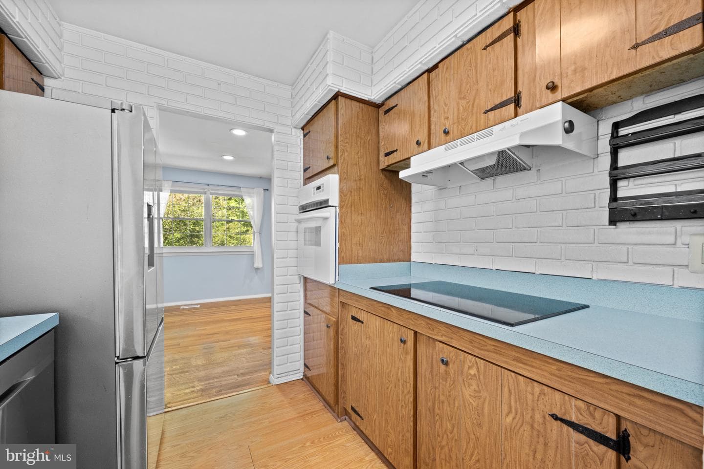8091 Phirne Road E photo 10
