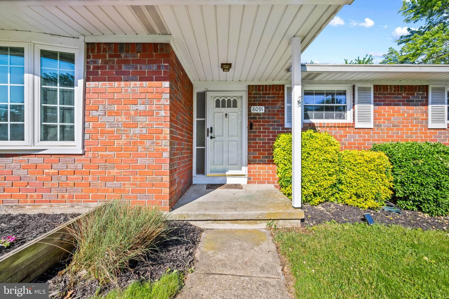 8091 Phirne Road E photo 39