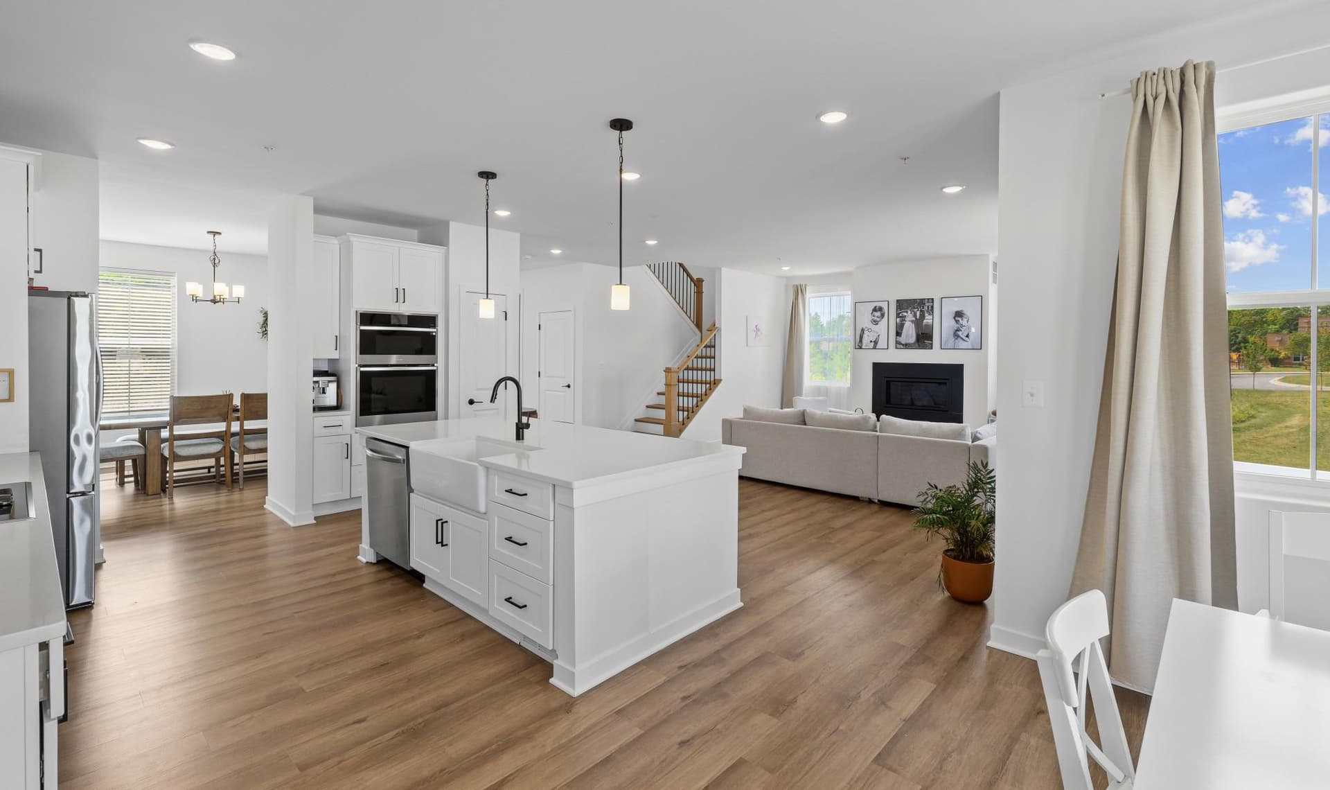 1180 Central Avenue E photo 22