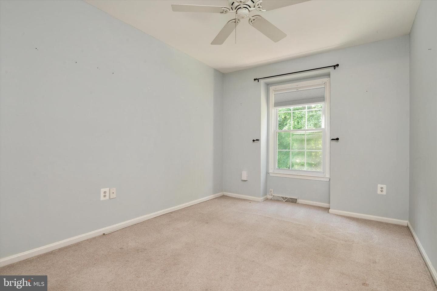 505 Bay Dale Court photo 25