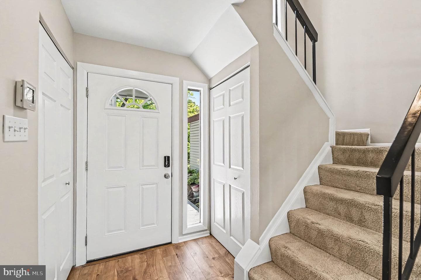 1912 Tupello Place photo 4