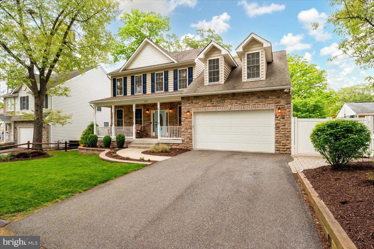 575 Knollwood Road photo 2