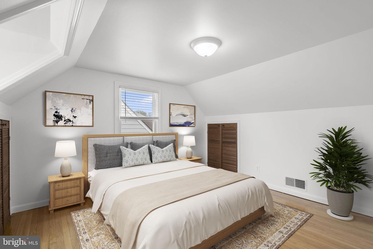306 Vernon Avenue photo 23