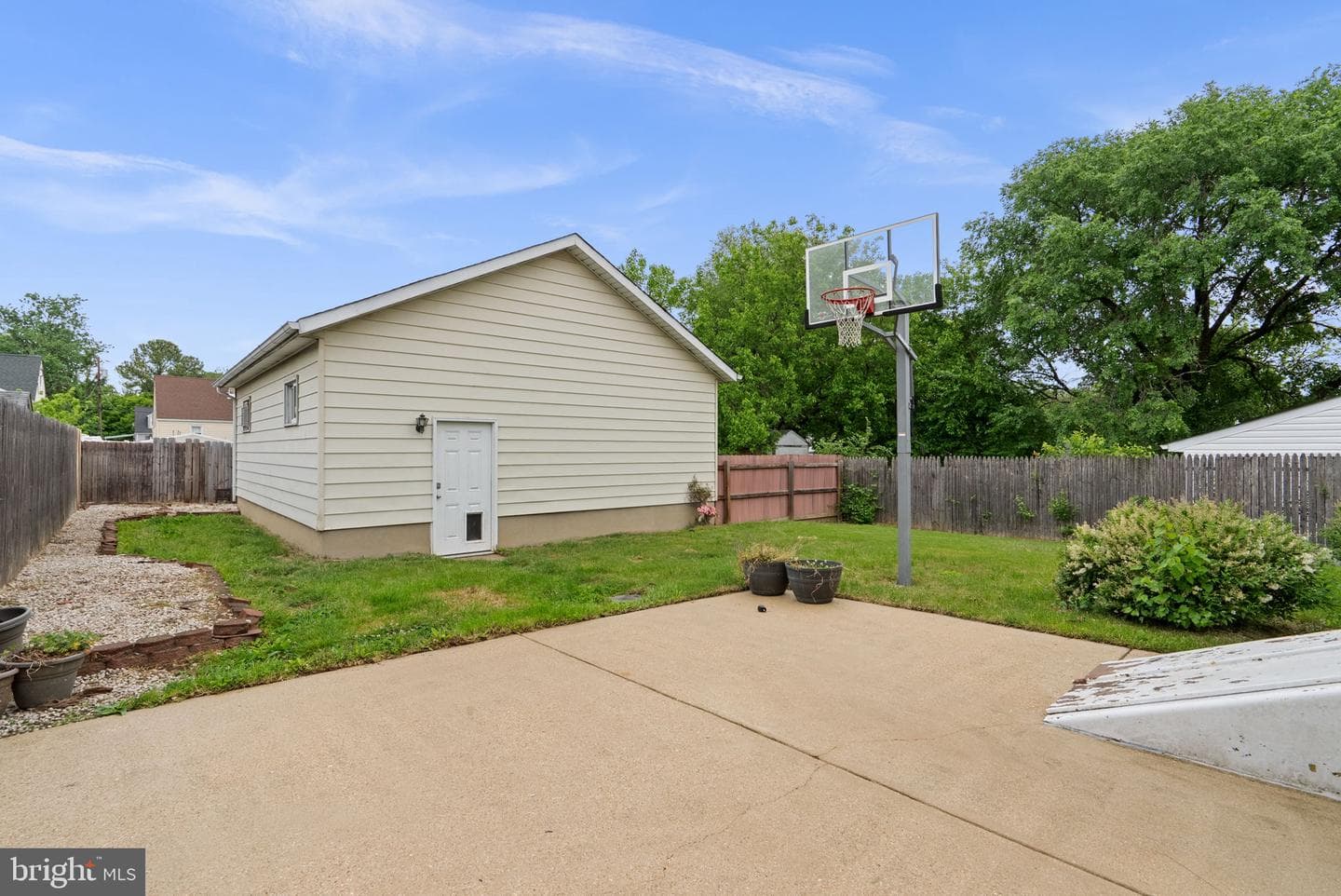 306 Vernon Avenue photo 43