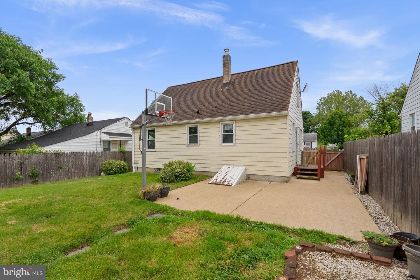 306 Vernon Avenue photo 45