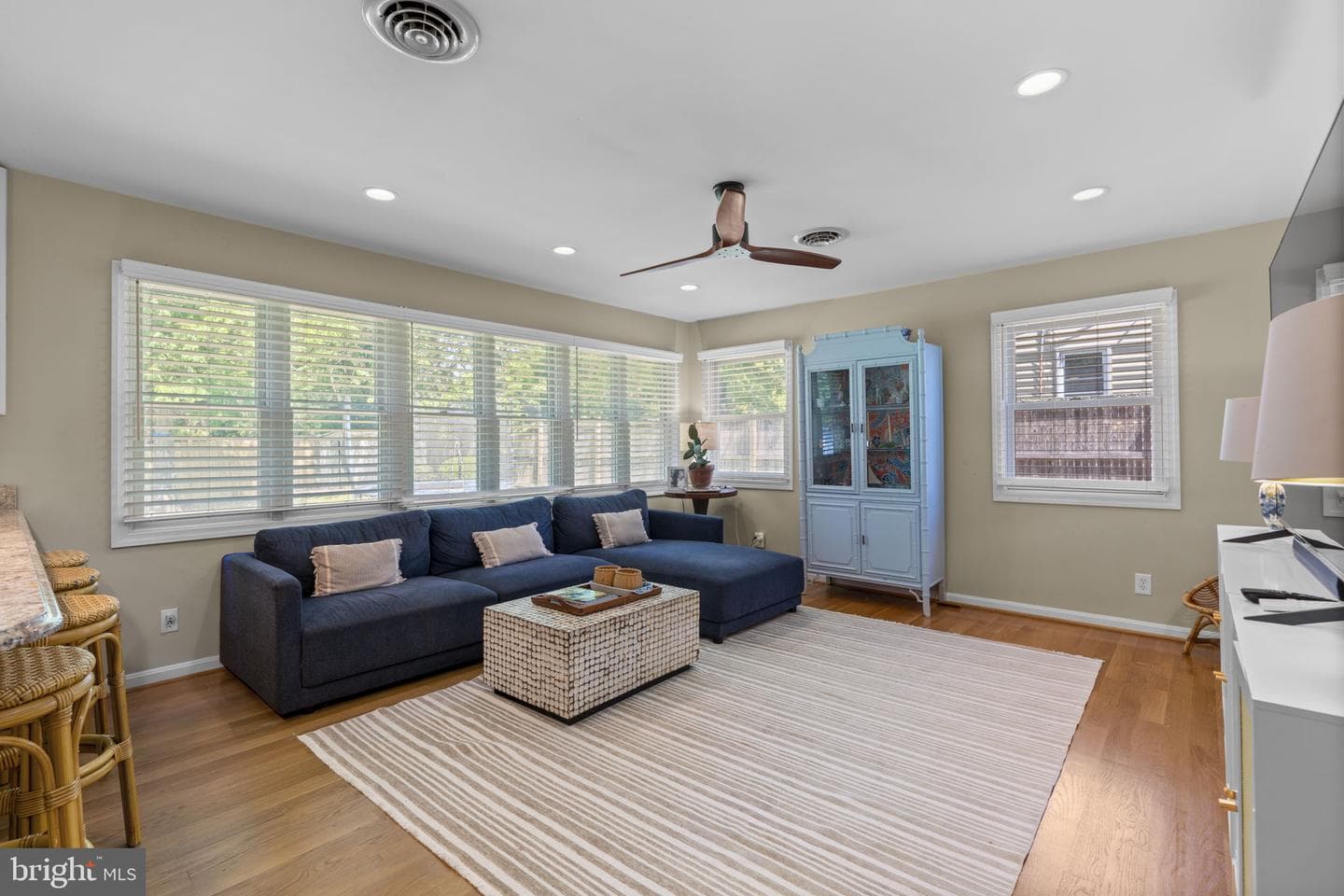 52 Sunset Drive photo 16