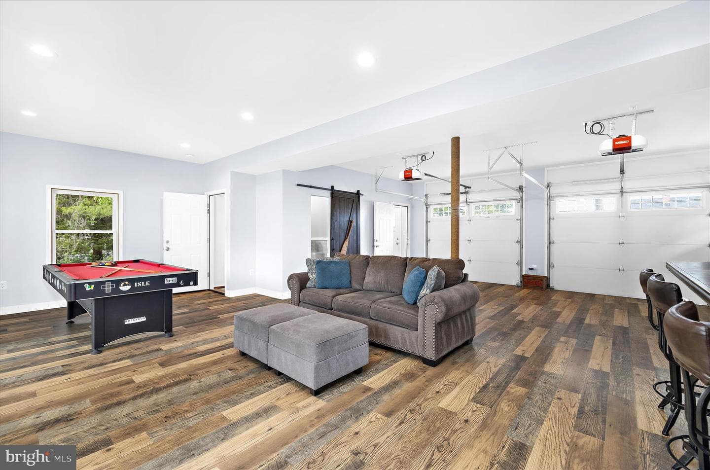 315 S Riverside Drive photo 13