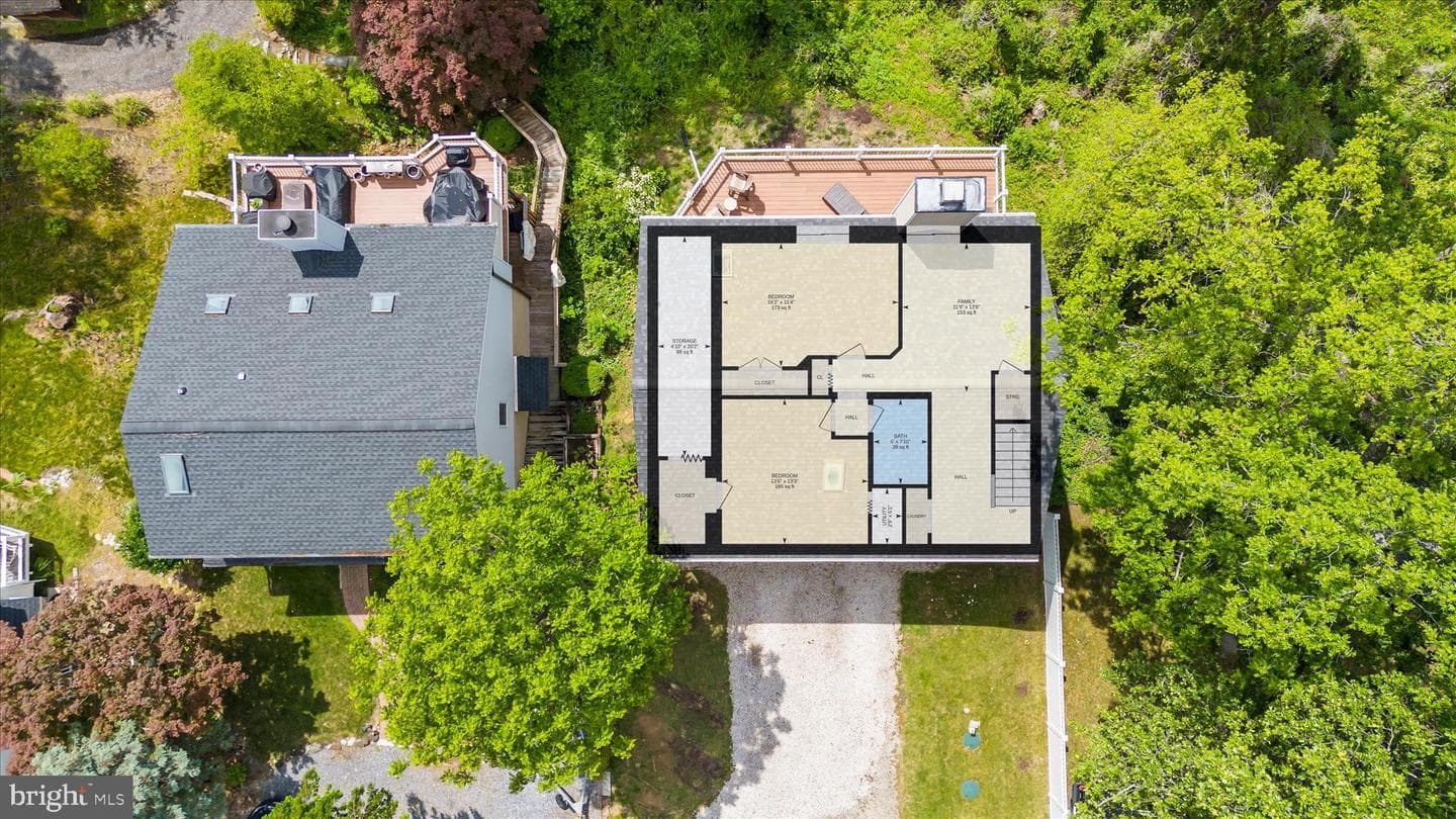 315 S Riverside Drive photo 88