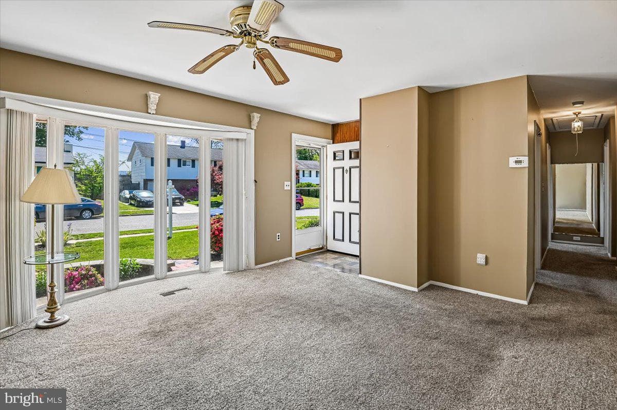 582 Nolview Court photo 5