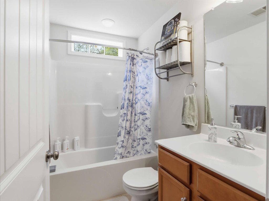 7742 Lawrence Avenue photo 18