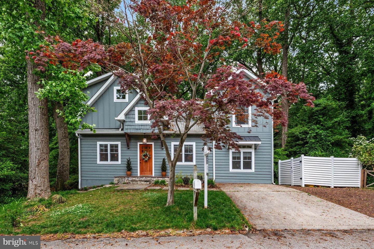 934 N Forest Trail