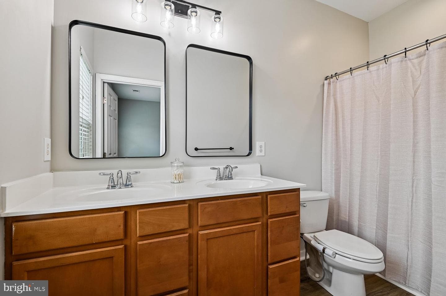 7548 Briargrove Lane photo 25