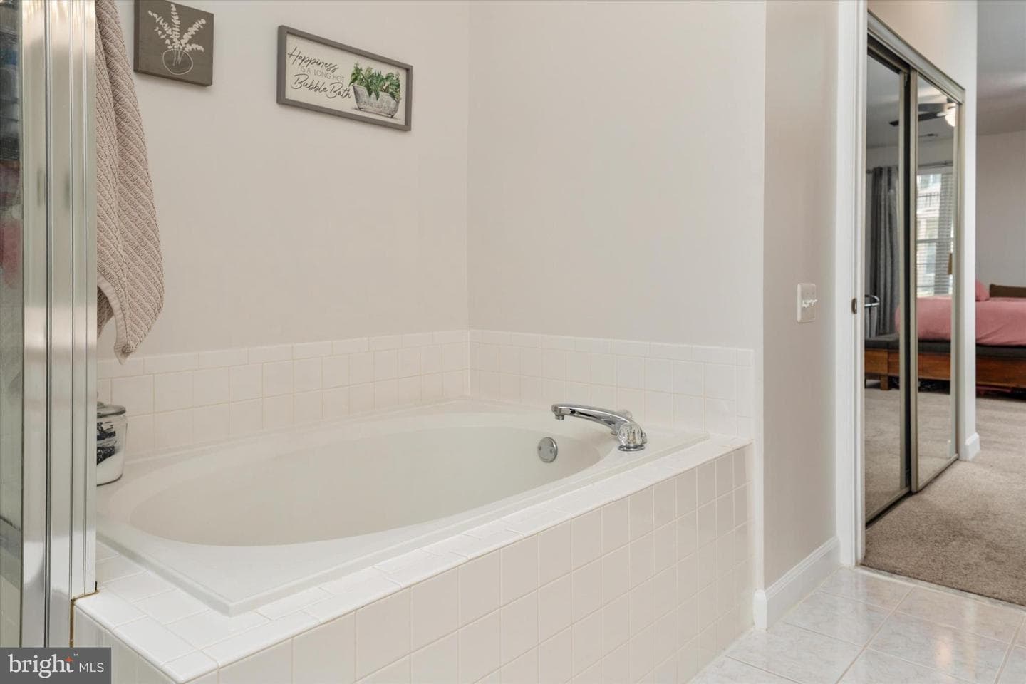 2703 Oak Leaf Ct # 2703 photo 19