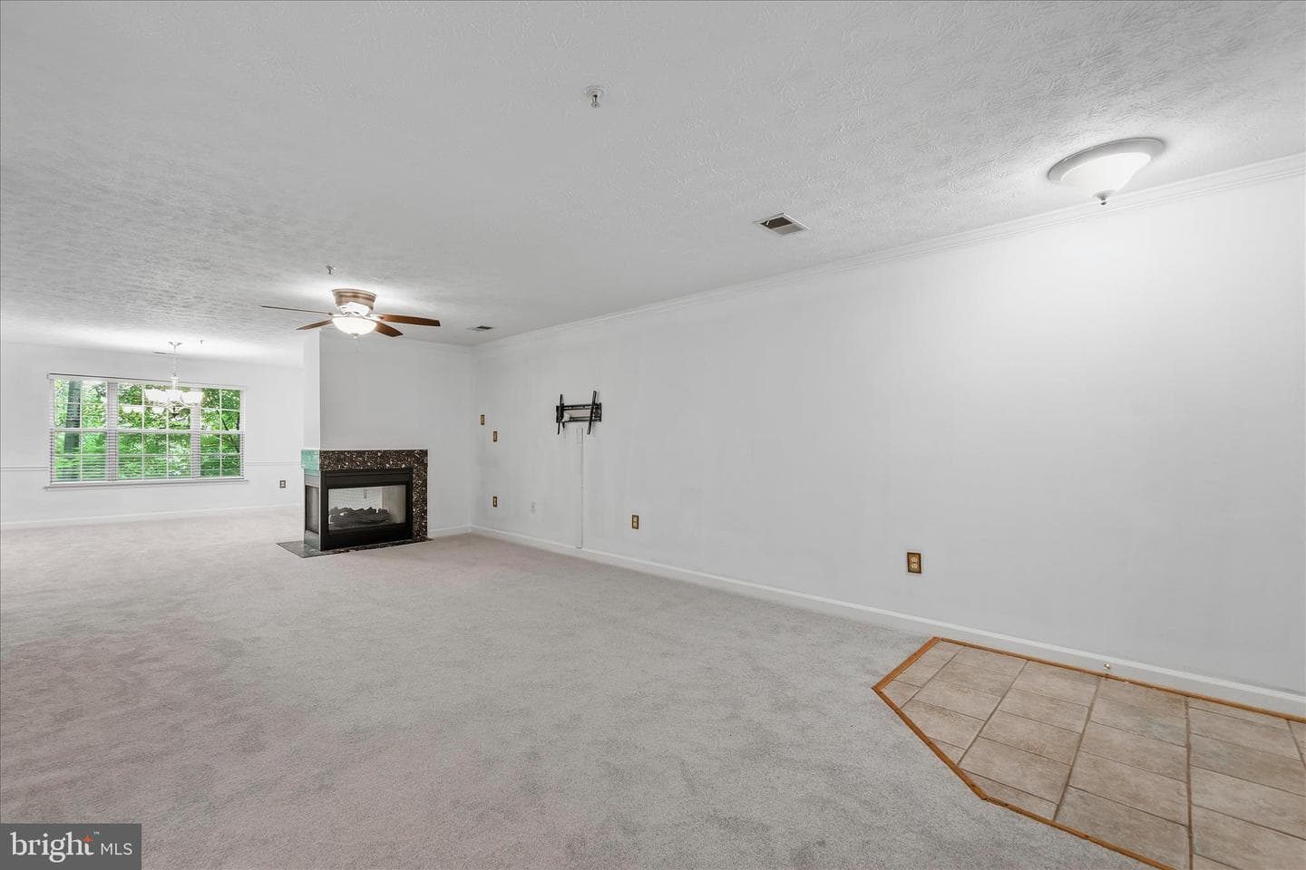 631 Admiral Drive #302 photo 10