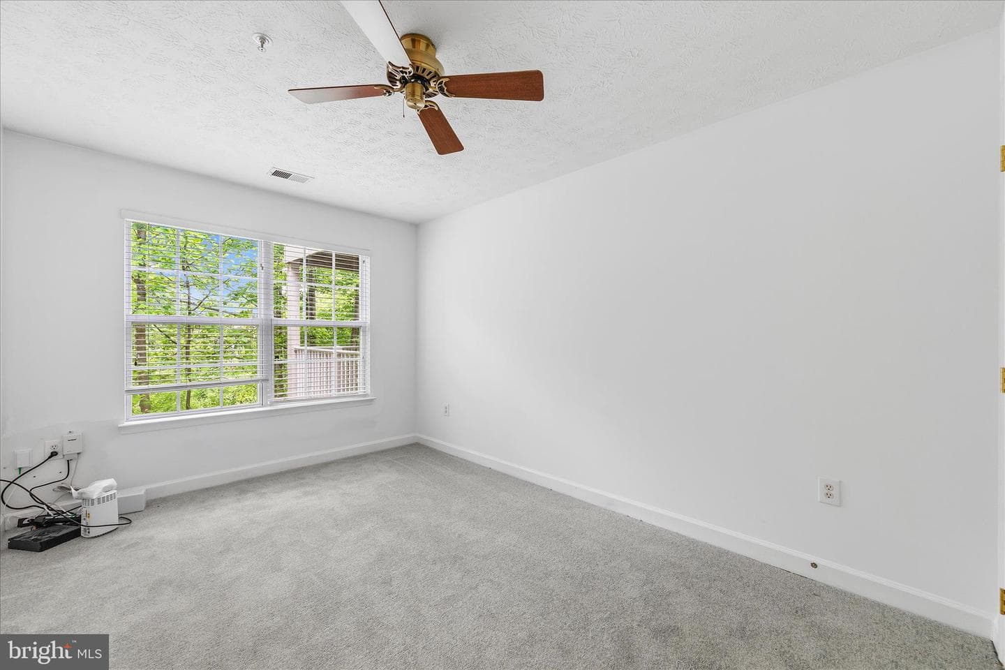631 Admiral Drive #302 photo 18