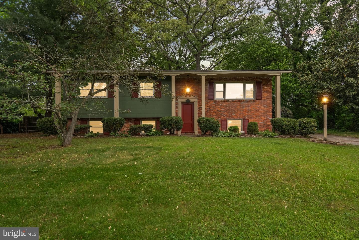 6 Bojan Court photo 2