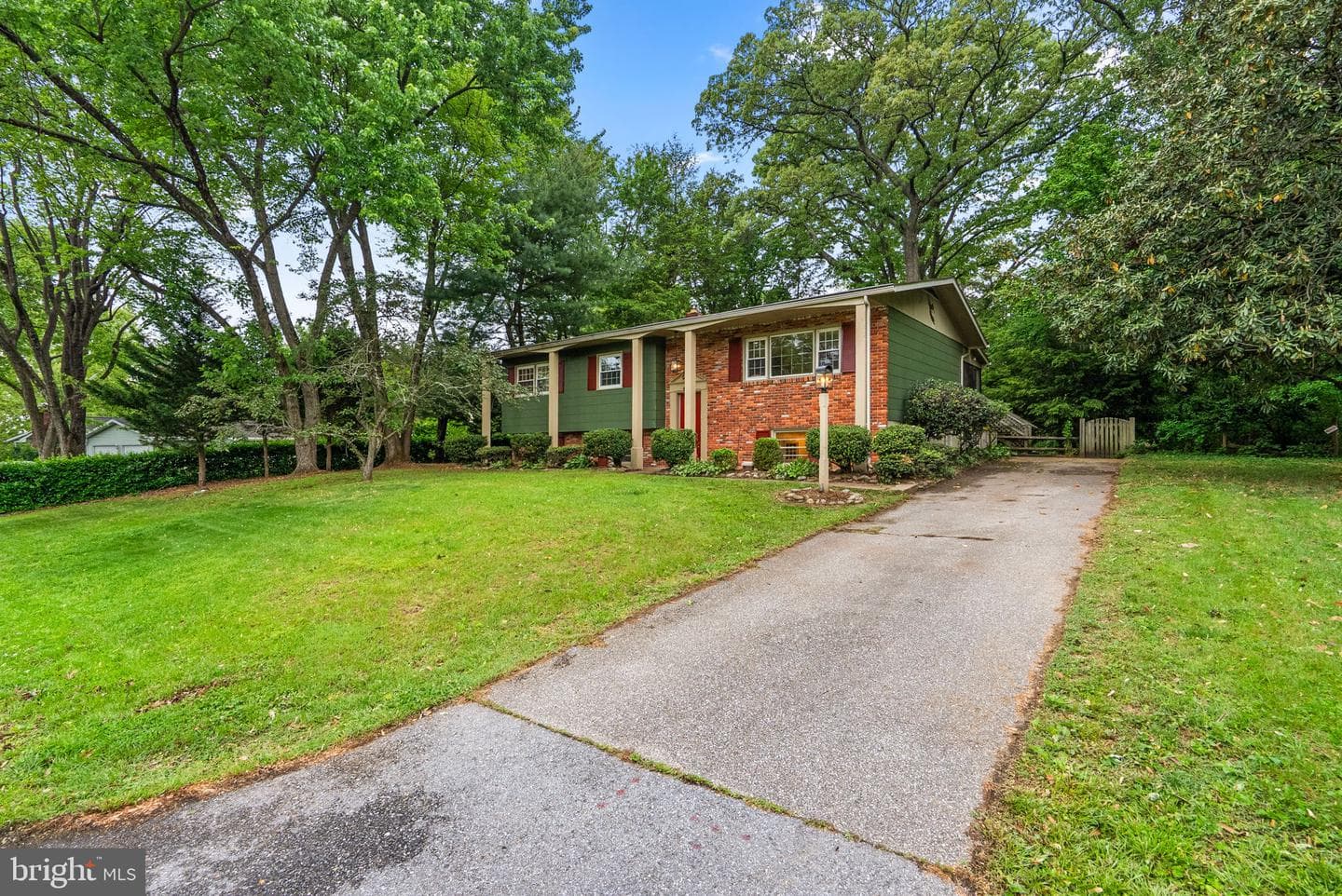 6 Bojan Court photo 5