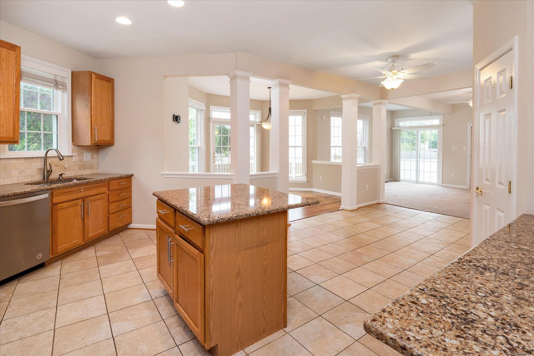 915 Echo Bay Court photo 16