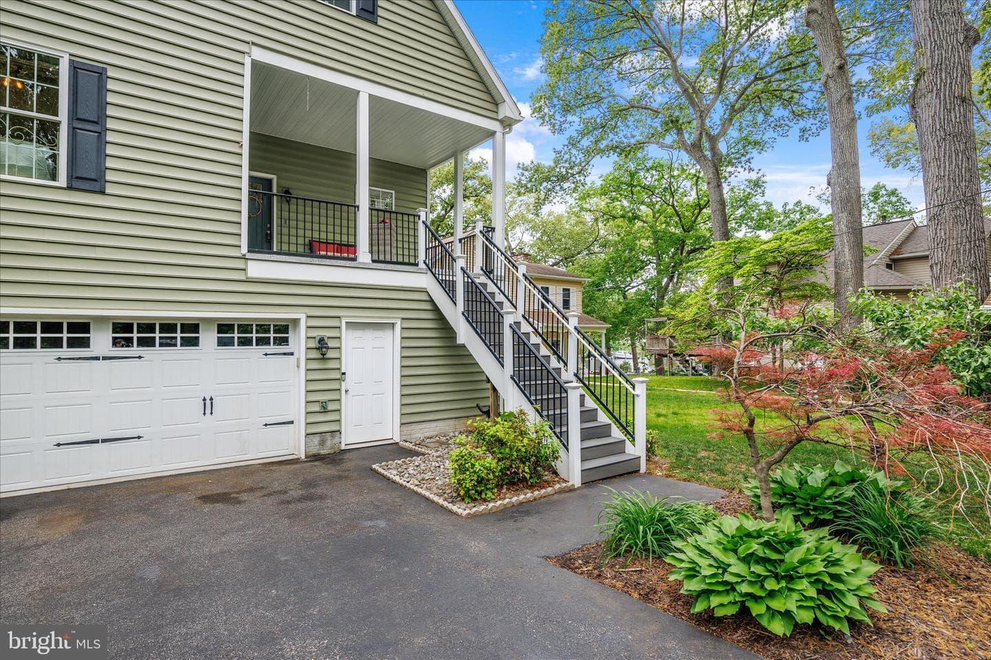 8382 Country Life Road photo 3