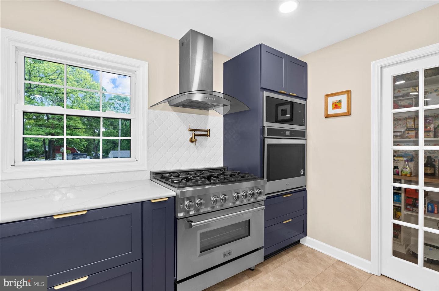 748 Evergreen Road photo 12
