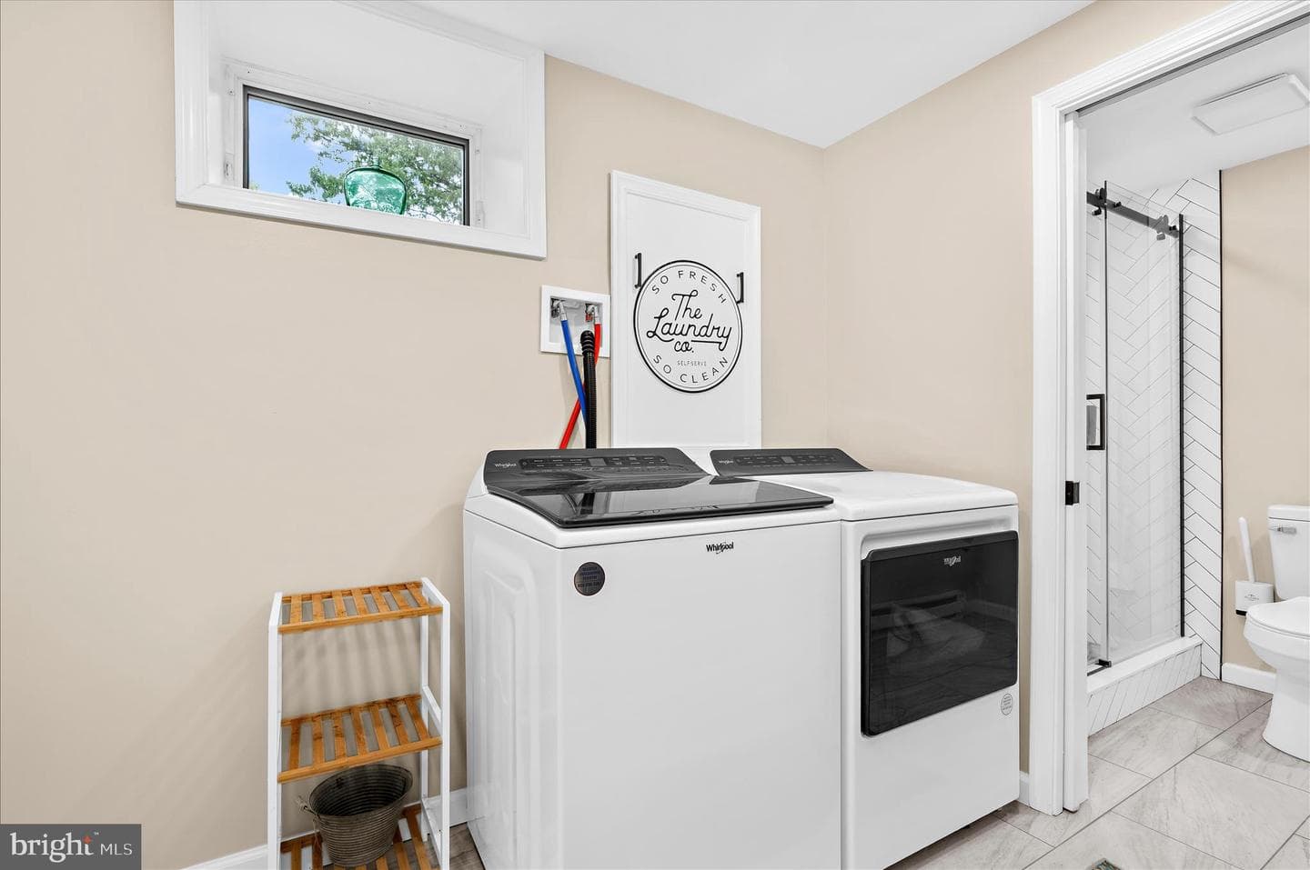 748 Evergreen Road photo 27