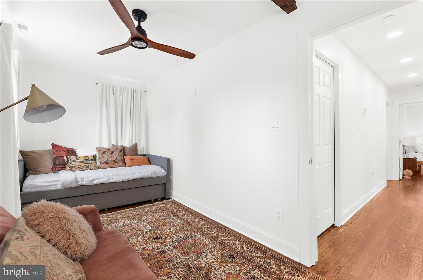 304 Glen Avenue photo 34