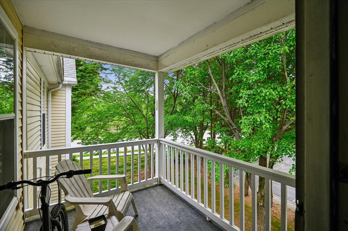 834 Southern Drive photo 3
