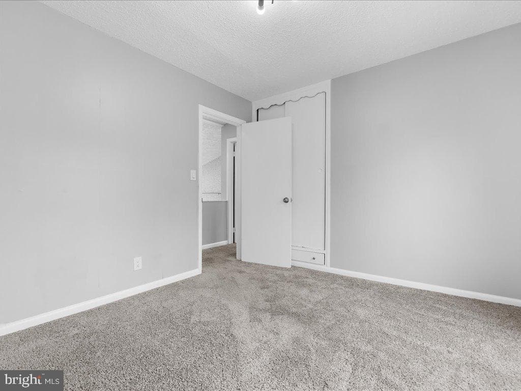 102 Shelly Rd photo 21