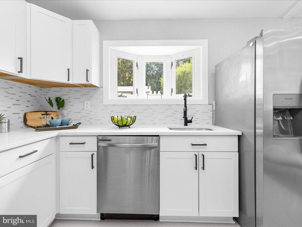 102 Shelly Rd photo 9