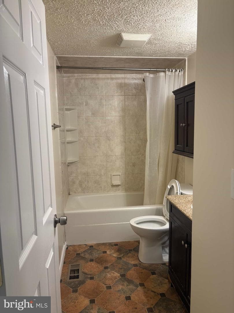 1450 Gesna Dr photo 14