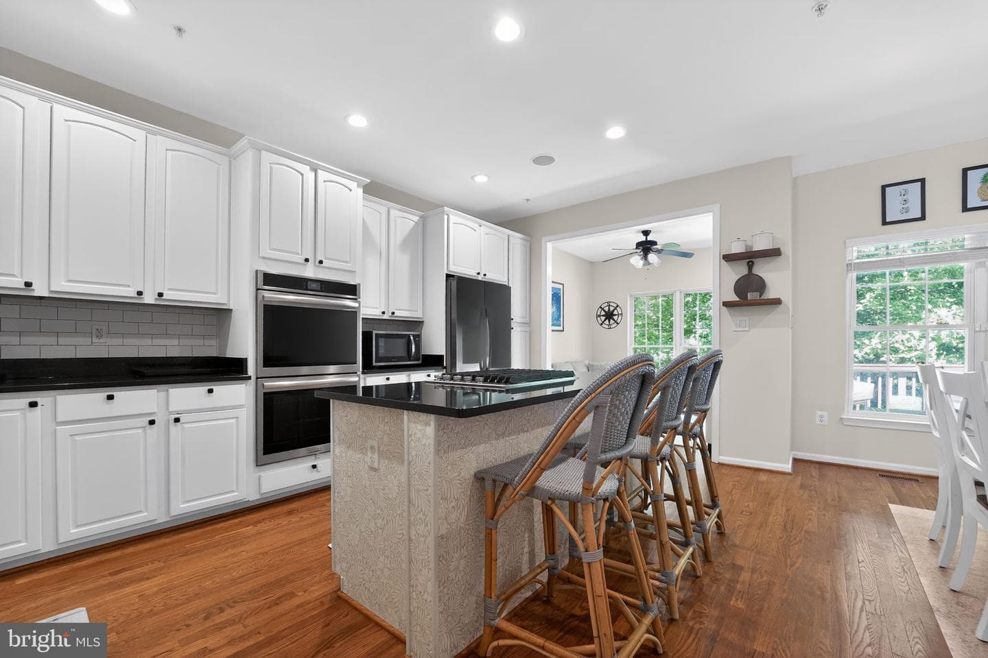 2405 Killarney Terrace photo 11