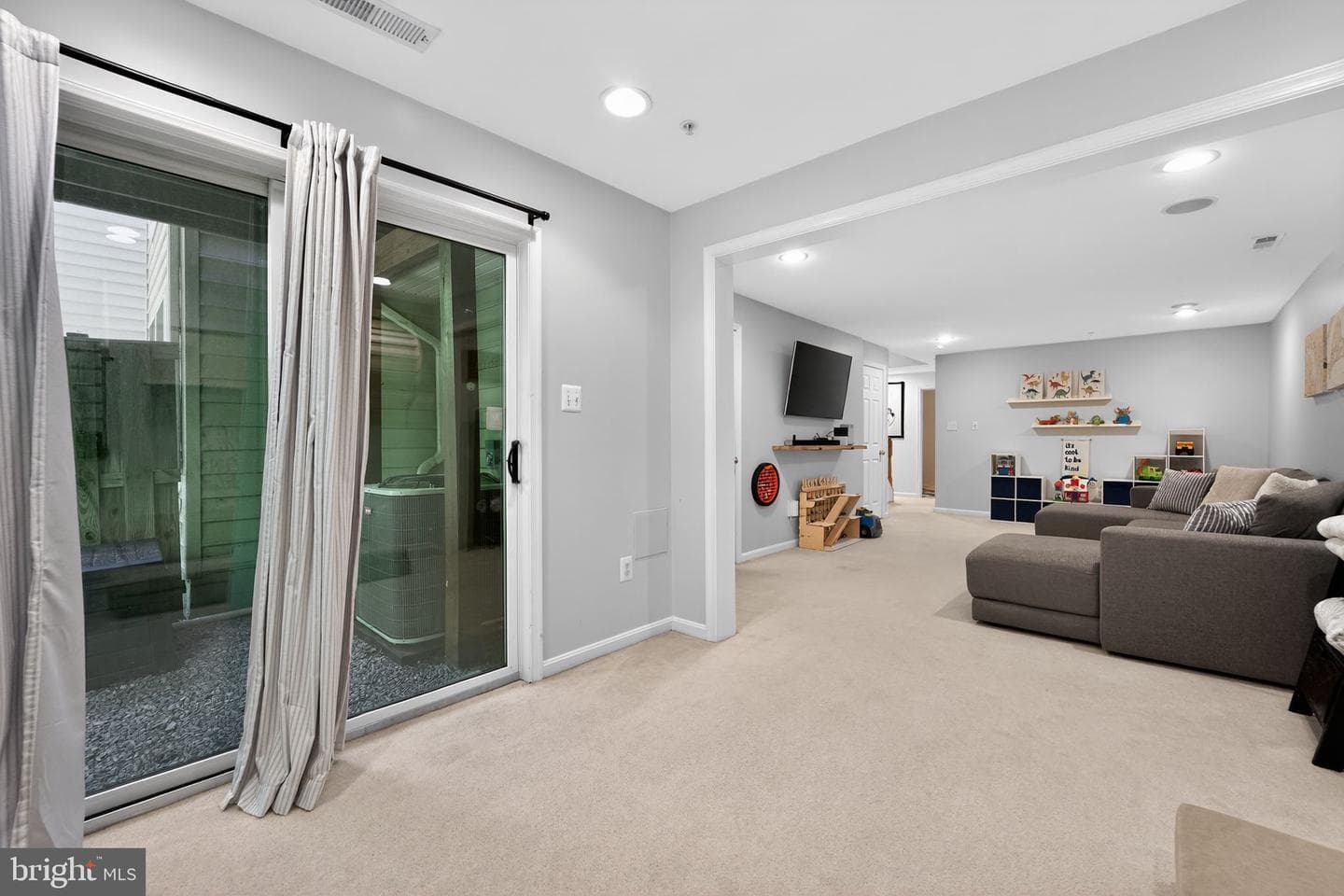 2405 Killarney Terrace photo 41