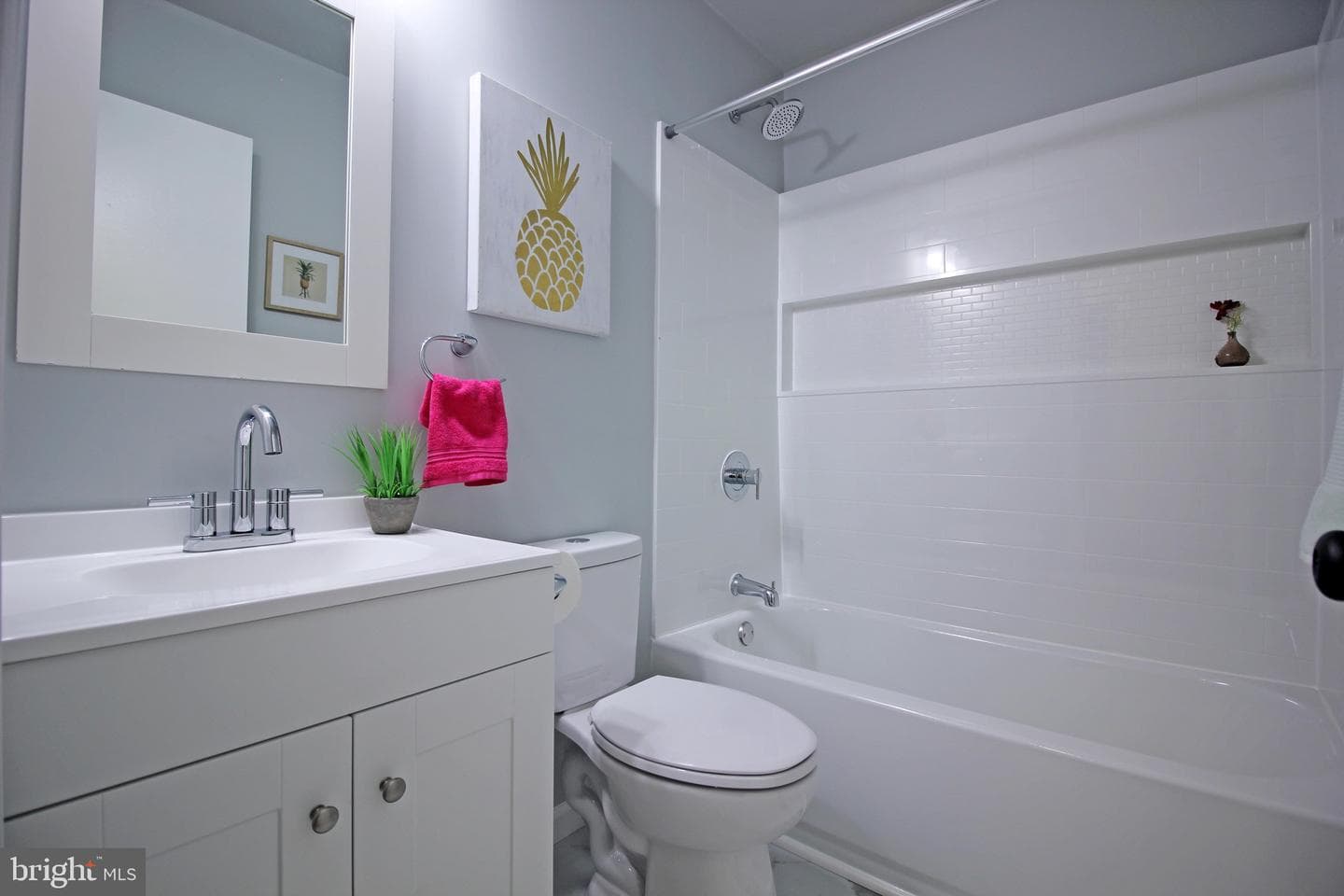 107 Saint Charles Road photo 11