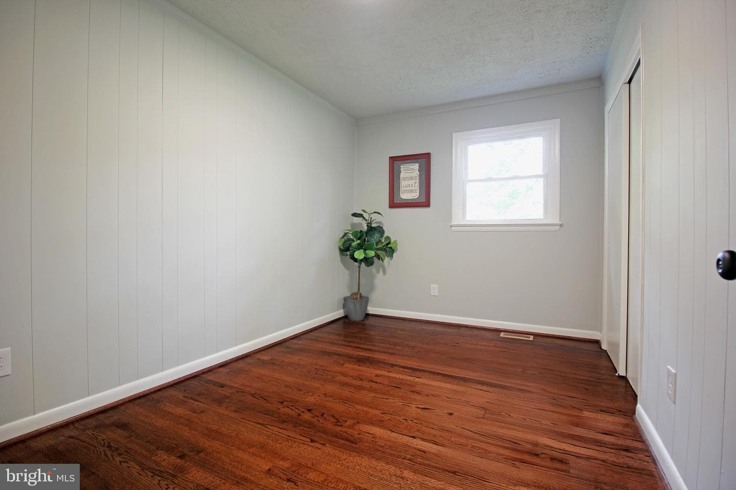 107 Saint Charles Road photo 16