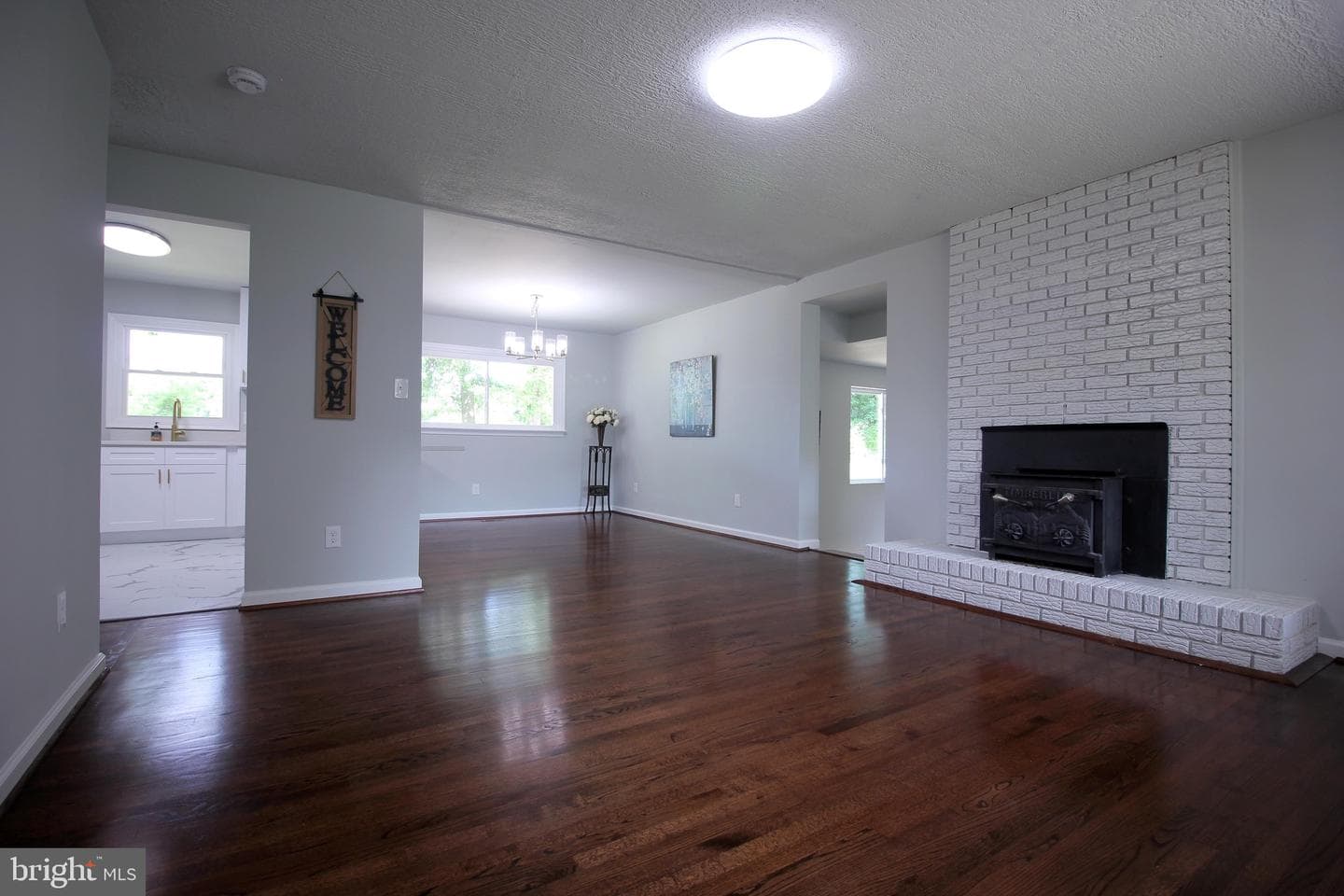107 Saint Charles Road photo 6